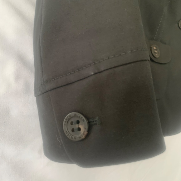 Black cropped blazer - Picture 4 of 8